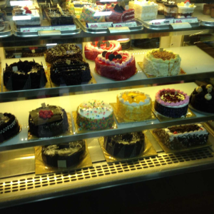 Monginis Cake cake shop