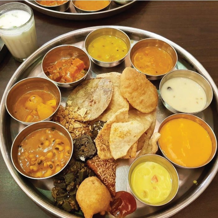 Chandralok Veg gujarati thali