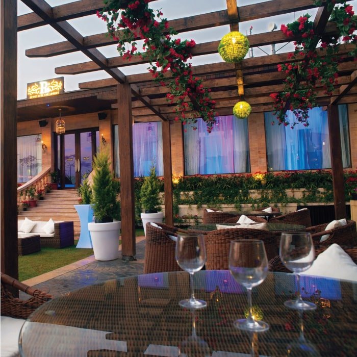 P18 nightclub lounge